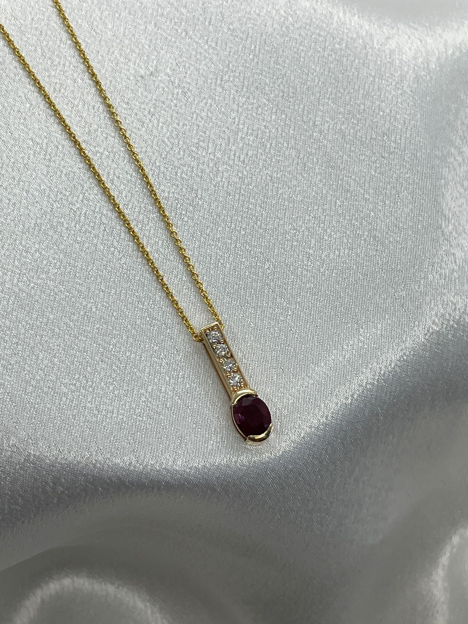 Tello Made 14K Gold Pendant With Rubies( 1.5Ct) And Diamonds(0.16Ct)