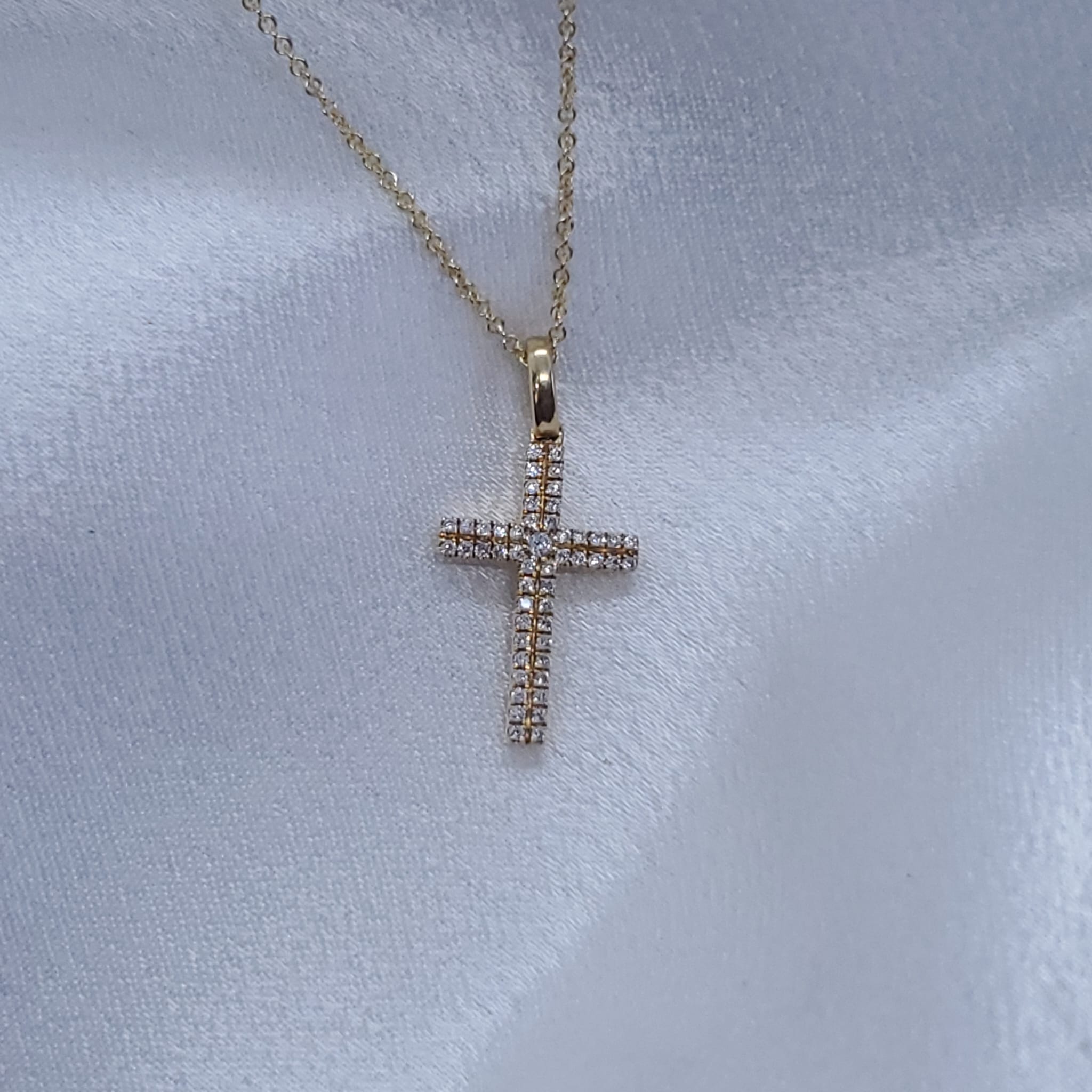 18K Yellow Gold Diamond Cross Pendant