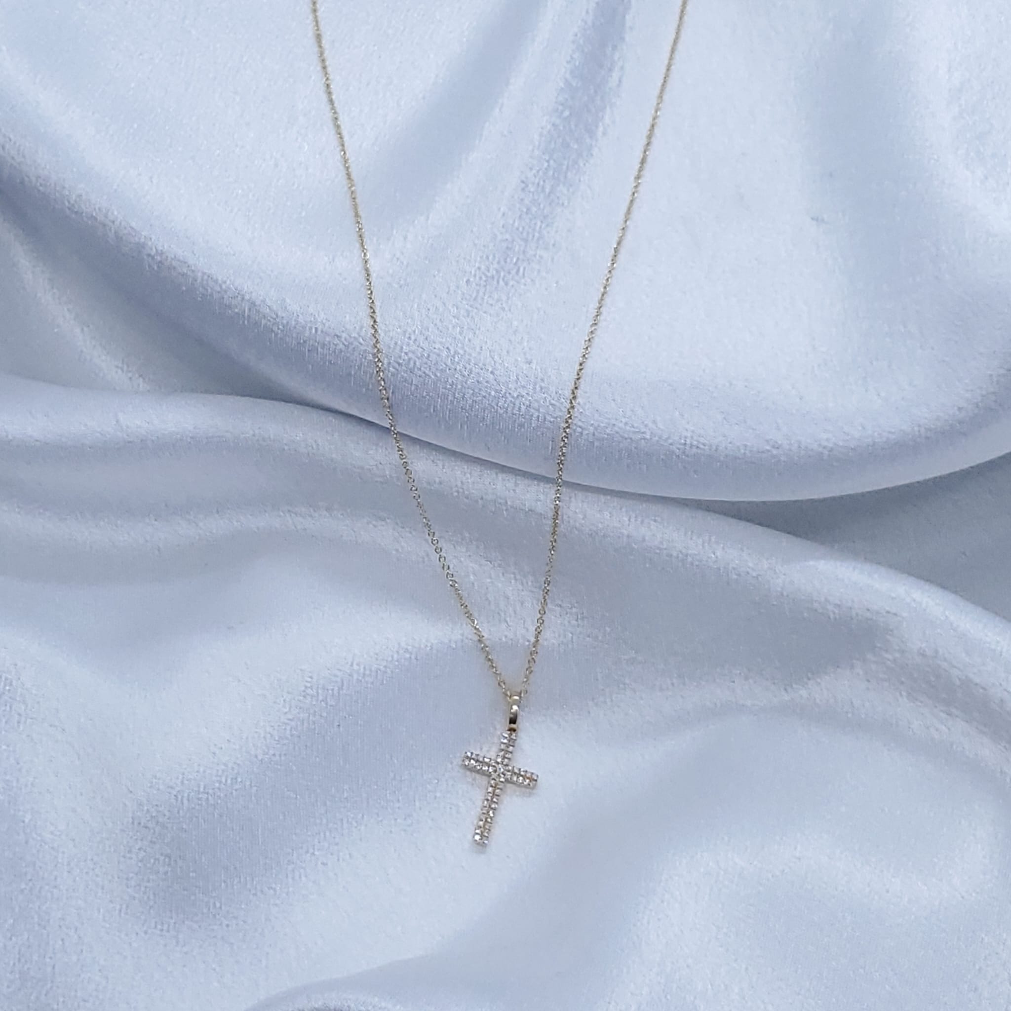 18K Yellow Gold Diamond Cross Pendant