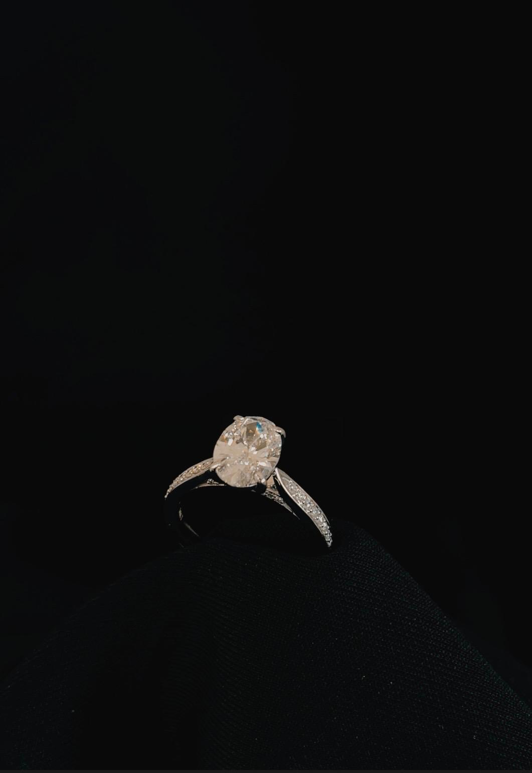 14k White Gold Oval Cut Lab Grown Diamond Engagement Ring