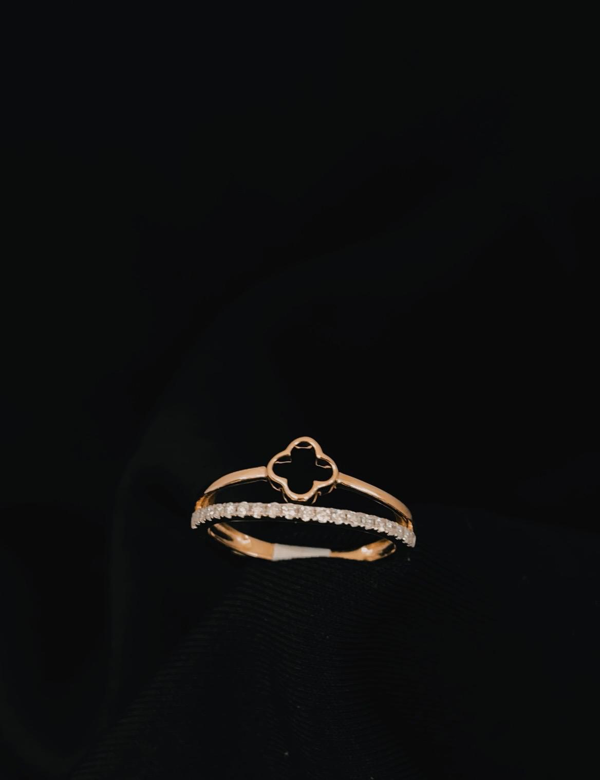 14k Rose gold Natural Diamond Van Cleef Style Ring