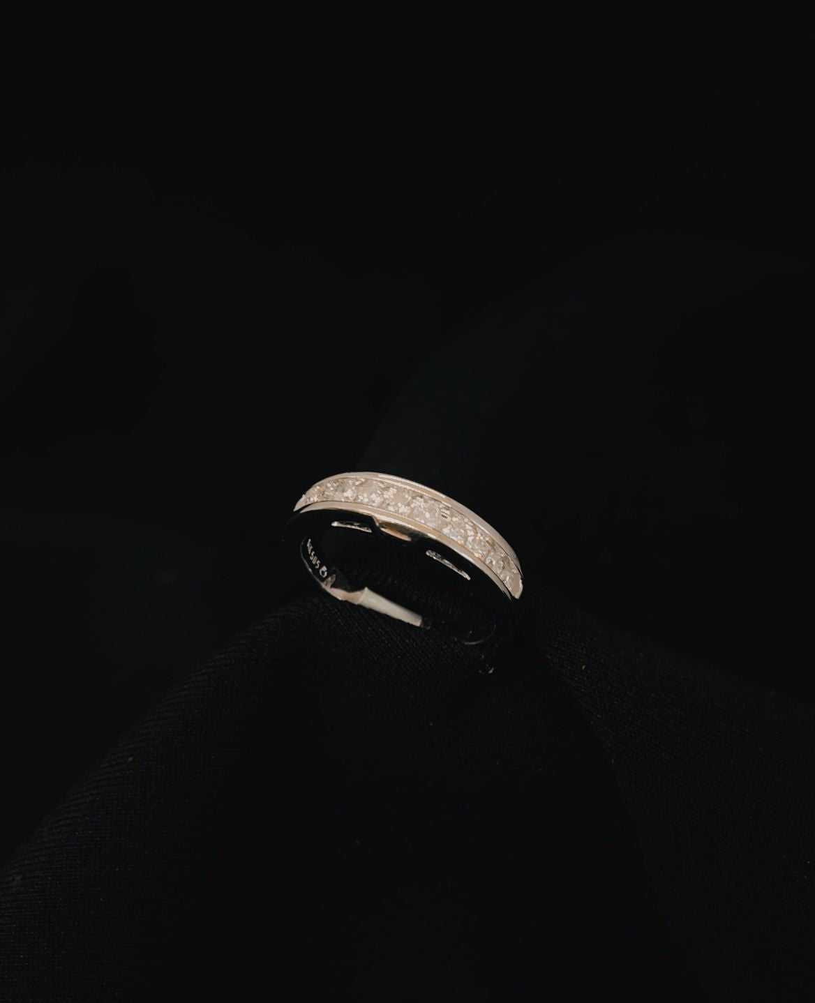 14k White Gold Natural Diamond Wedding band