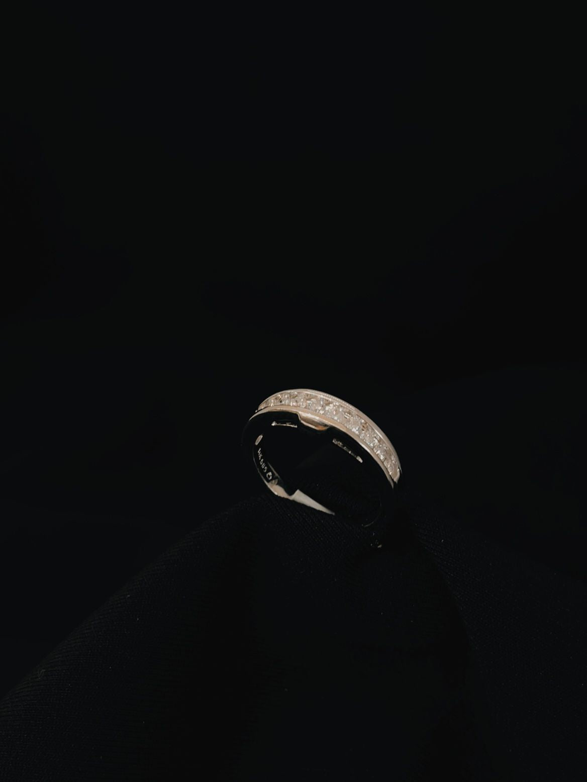 14k White Gold Natural Diamond Wedding band