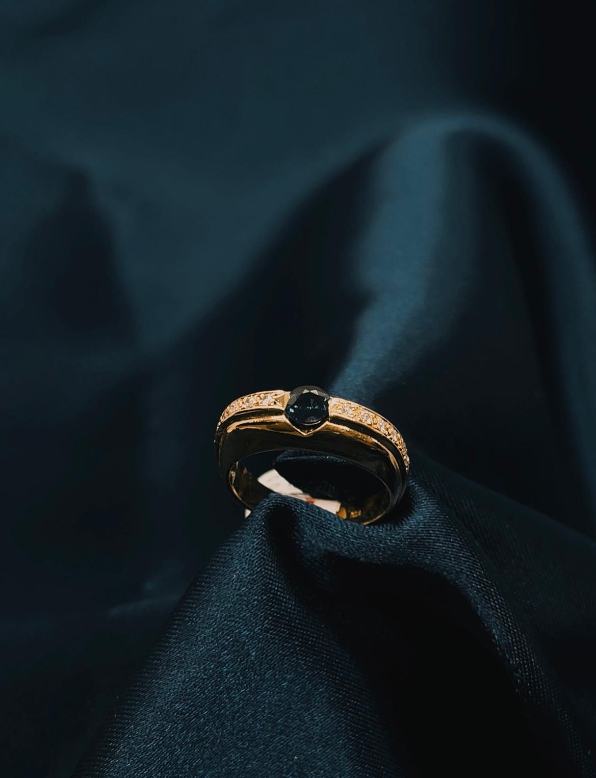 14k Yellow gold Natural Blue Sapphire and Diamond Ring
