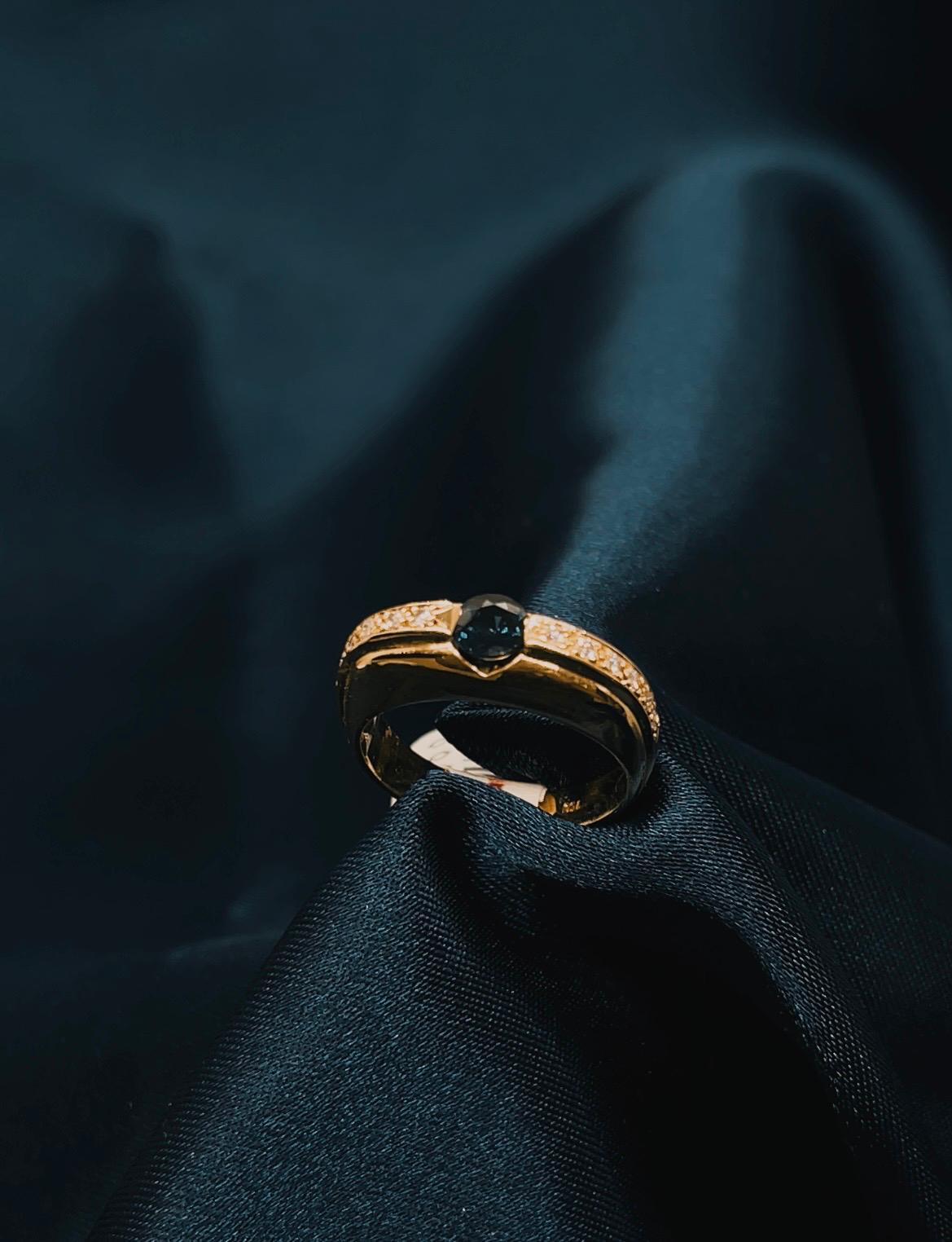 14k Yellow gold Natural Blue Sapphire and Diamond Ring