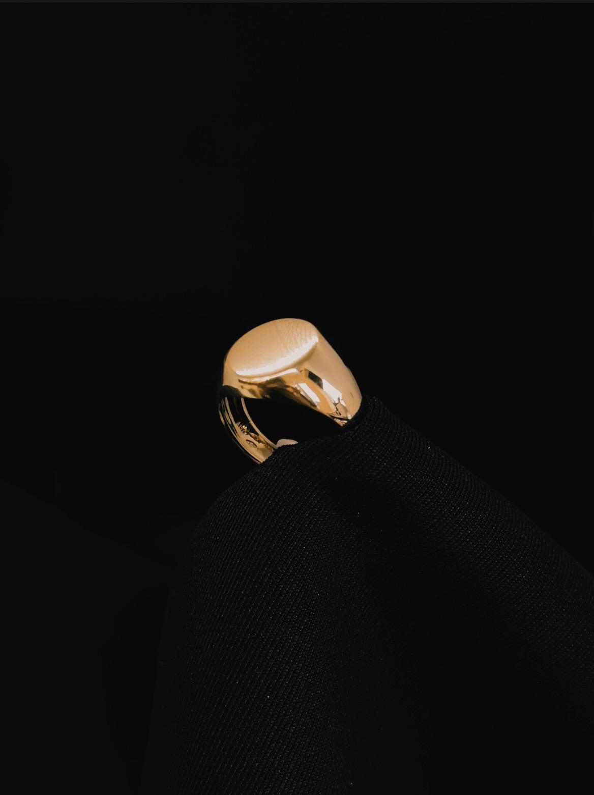 14k Yellow Gold Oval Signet Ring