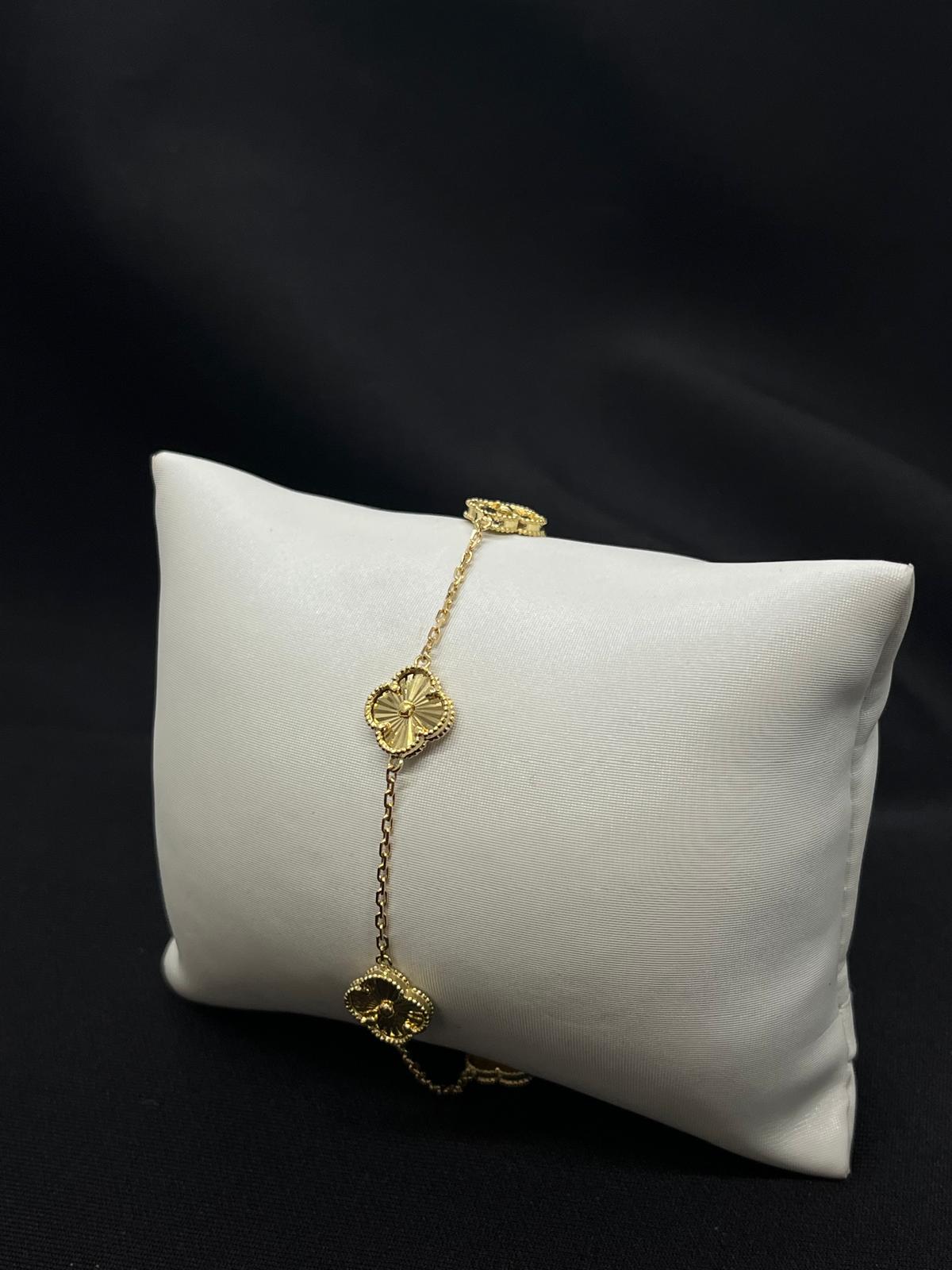 18kt Y/gold Van cleef bracelet