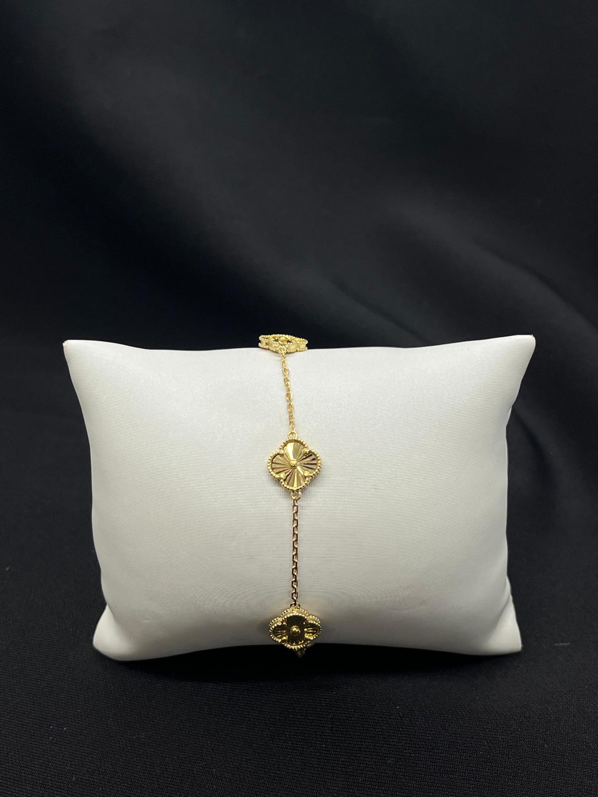 18kt Y/gold Van cleef bracelet
