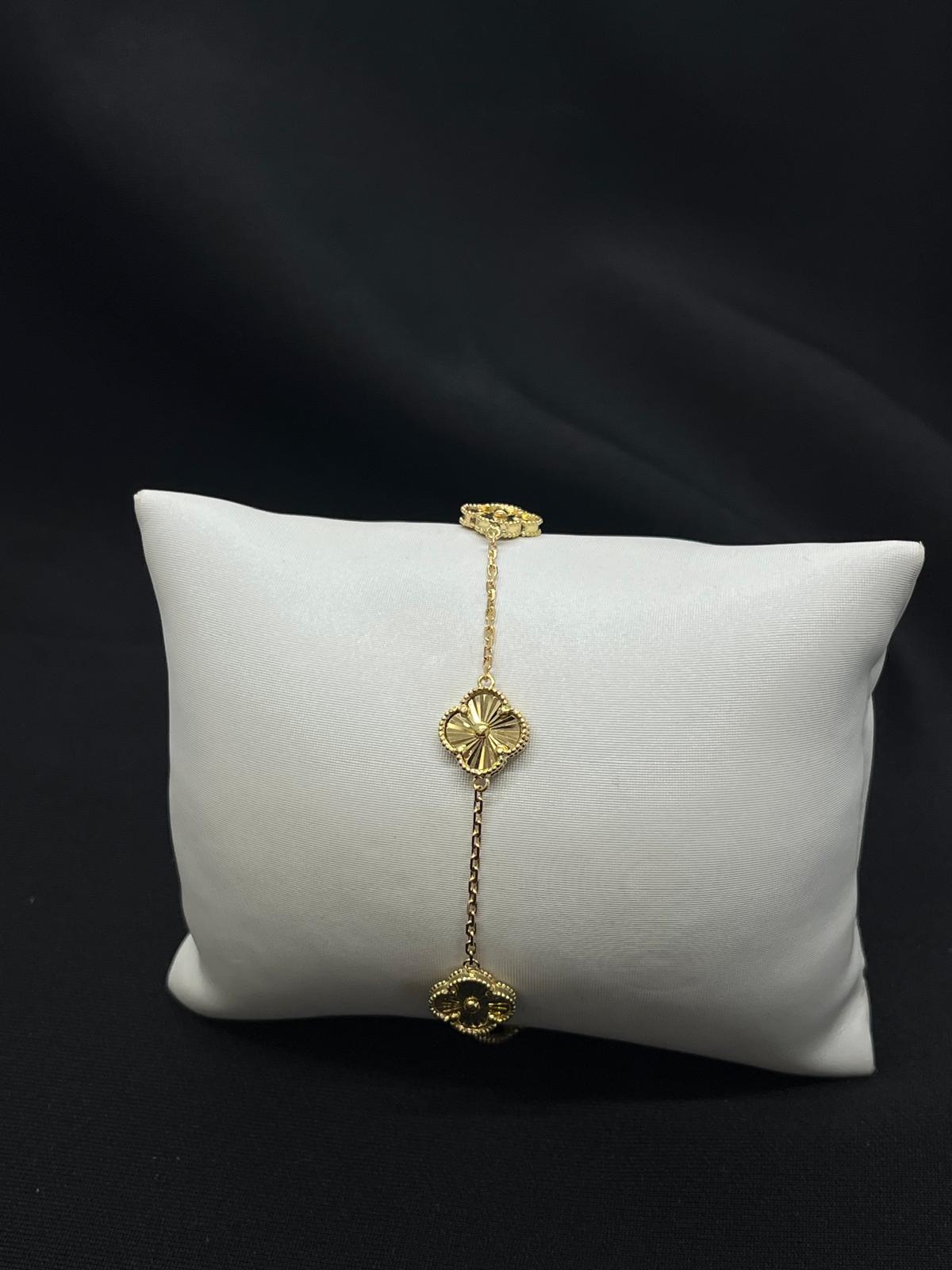 18kt Y/gold Van cleef bracelet