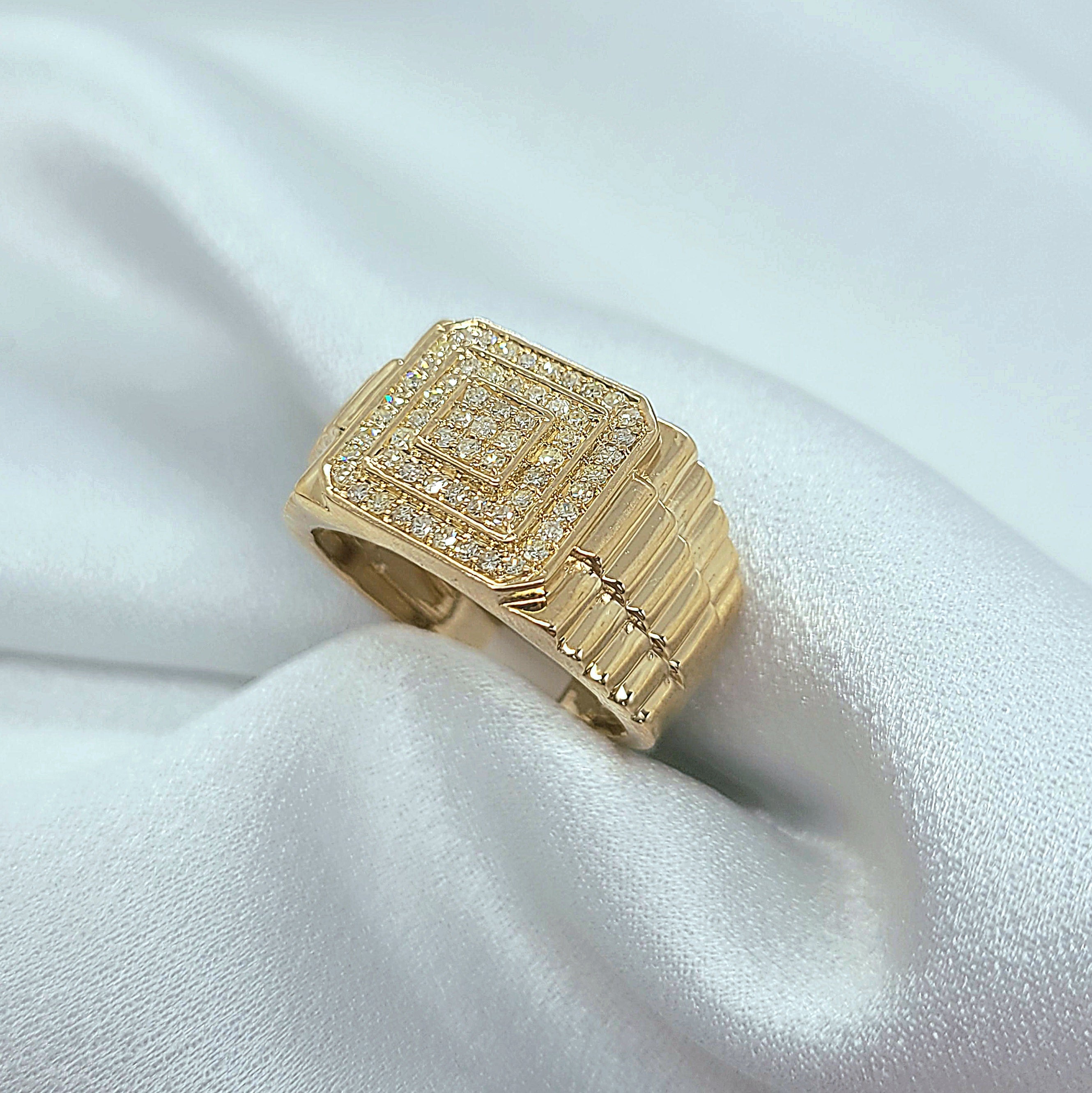 14k Yellow Gold Men's Natural Diamond Ring