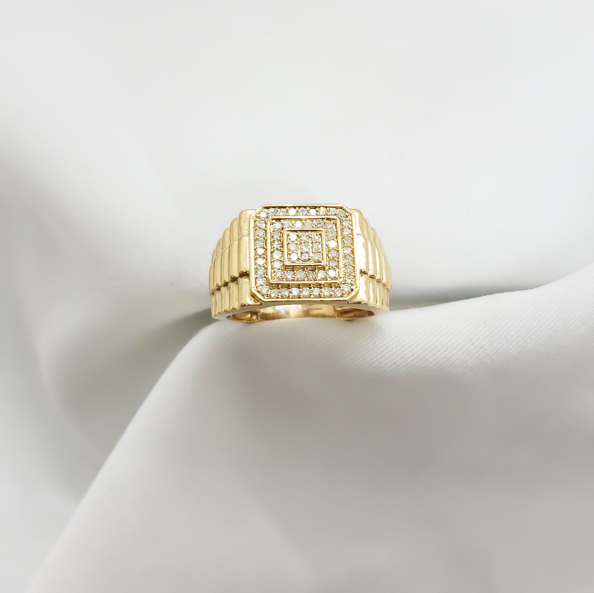 14k Yellow Gold Men's Natural Diamond Ring